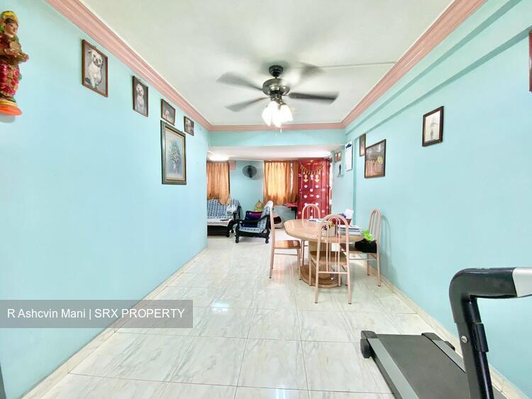 Yishun Avenue 5 thumbnail photo